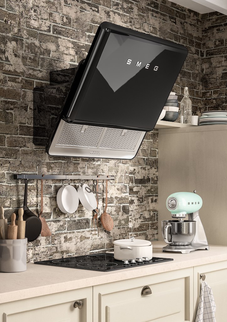 Smeg KFAB75BL 75cm 50s Style Retro Angled Hood, Black - Image 8