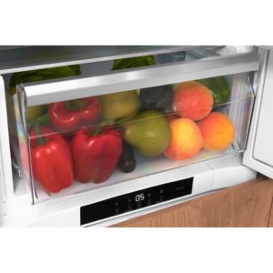 Hotpoint BCB8020AAFC0 Built-In Fridge Freezer - Image 8