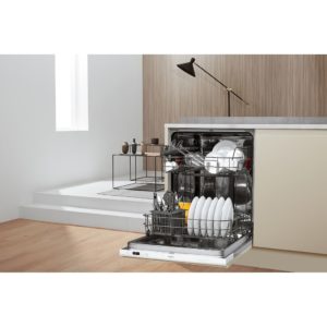 Whirlpool WIC3B19UKN Integrated Dishwasher - Image 2